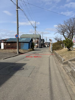 【前面道路含む現地写真】 | 秋田市土崎港中央六丁目　土地 | 敷地に接道する「土崎中央六丁目１号線」は、幅員６ｍの道路です。