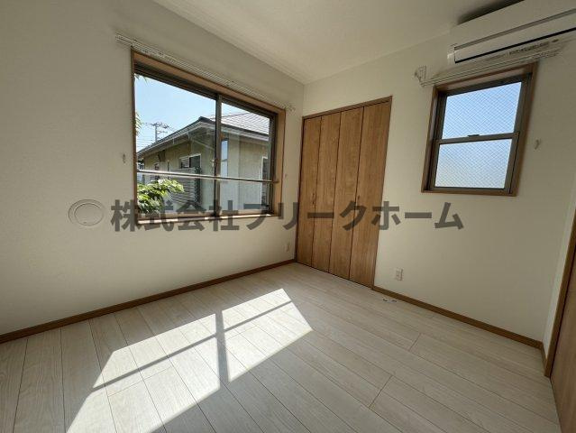 三鷹市井口５丁目のアパートの寝室