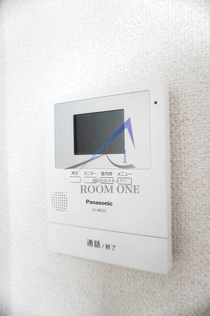 ルーブル大井町のセキュリティ|モニター付インターホンです。