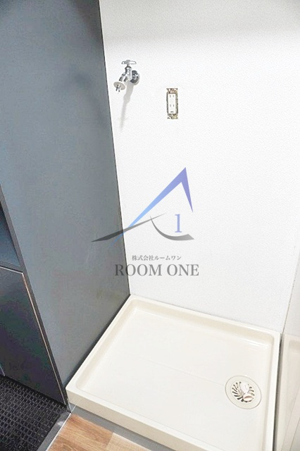 ルーブル大井町の設備|洗濯機置場です。