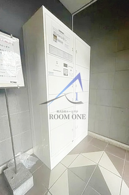 須賀マンションのその他共用部分|宅配ボックスです。