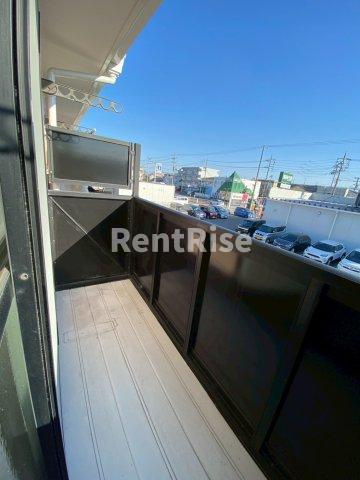 ファミーユ2000のバルコニー