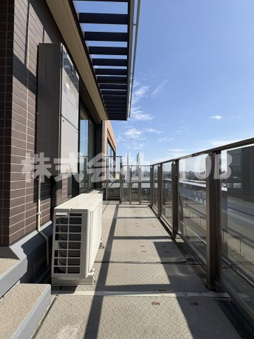 【バルコニー】 | パークシティ浜田山Ｄ棟-再契約型定期借家- | 洋室5帖　ルーフバルコニー