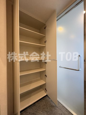 【収納】 | パークシティ浜田山Ｄ棟-再契約型定期借家- | 脱衣スペース　収納