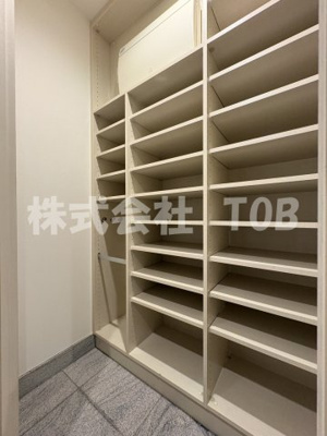 【収納】 | パークシティ浜田山Ｄ棟-再契約型定期借家- | シューズBOX