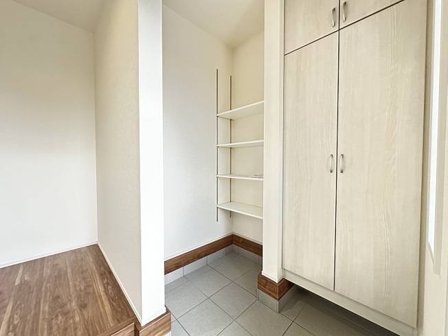 【玄関】 | 清瀬市下宿2丁目　新築一戸建住宅　全19棟　(志木本店)