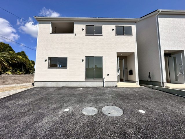 ♥♥宜野座村漢那第2-2号棟（全４棟）の駐車場|カースペースがあります