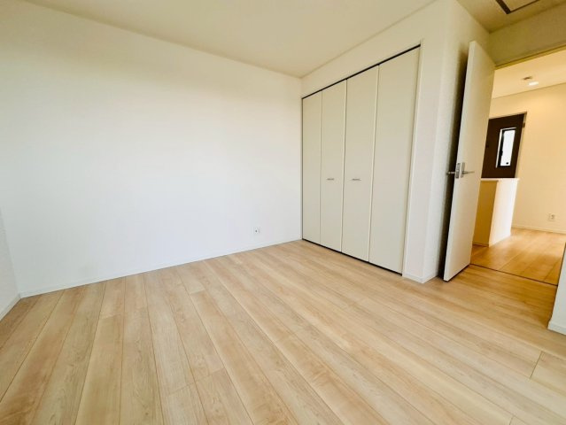 ♥♥宜野座村漢那第2-2号棟（全４棟）の洋室|コンパクトで使いやすい洋室です