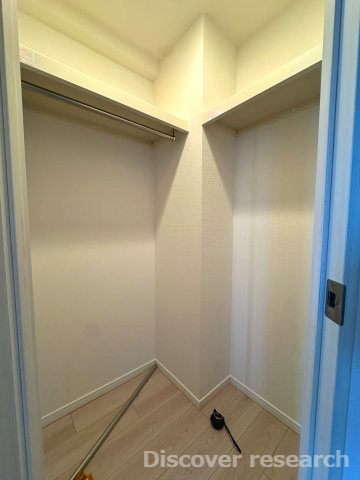 パークウエスト東京イーストブロックC棟の収納|【ウォークインクローゼット】
