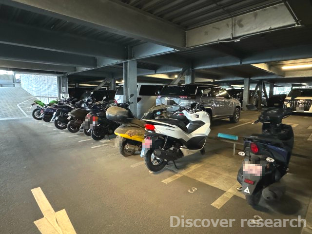 パークウエスト東京イーストブロックC棟の駐車場|【バイク置場】
800～2,000円/月（ミニバイクは無償）