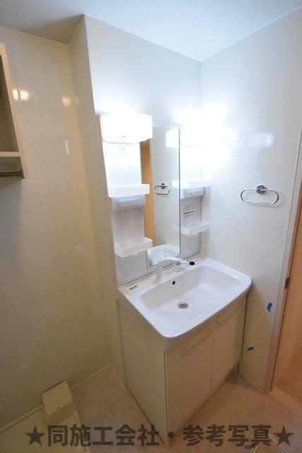 プログレンス能見台　B棟の洗面所