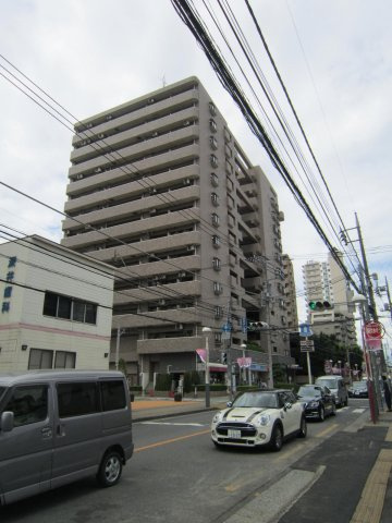 ライオンズプラザ所沢の外観