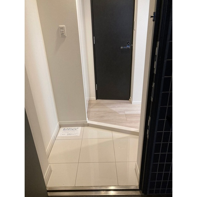 ルネサンスコート中野の玄関