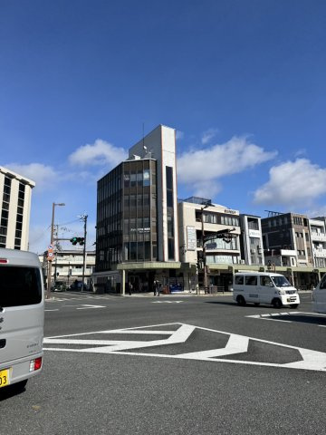 相原ビルの外観