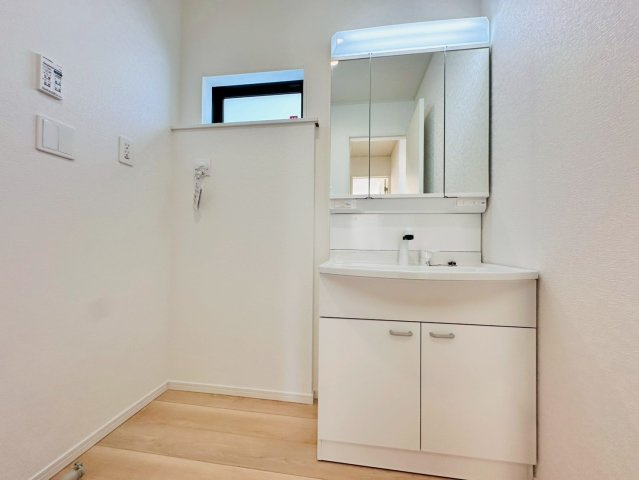 ♥♥宜野座村漢那第2-3号棟（全４棟）の独立洗面台|独立洗面台です