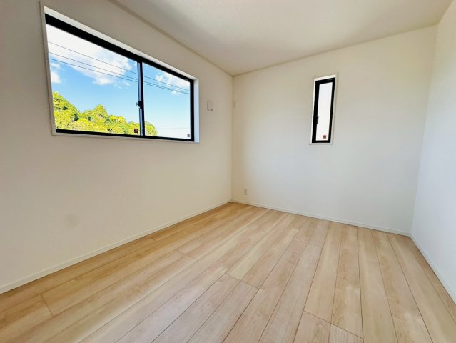 ♥♥宜野座村漢那第2-3号棟（全４棟）の洋室|使い勝手のいい洋室です