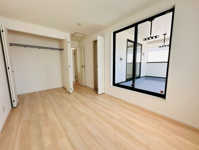 ♥♥宜野座村漢那第2-3号棟（全４棟）の洋室|使い勝手のいい洋室です