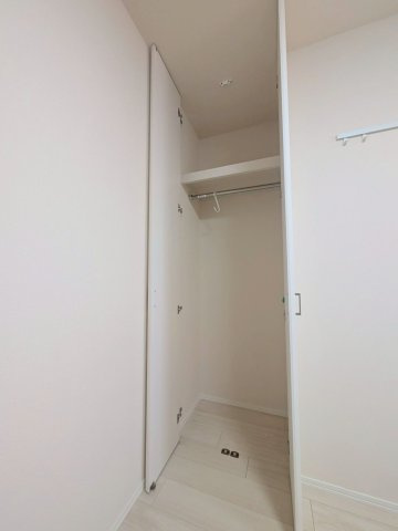 ステラ西東京の玄関