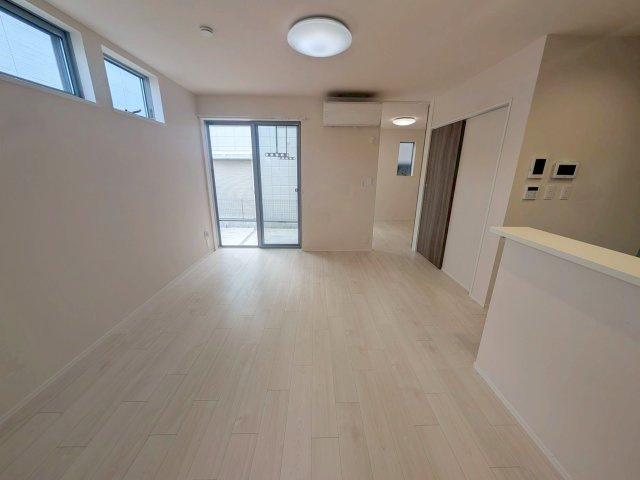 ステラ西東京のエントランス