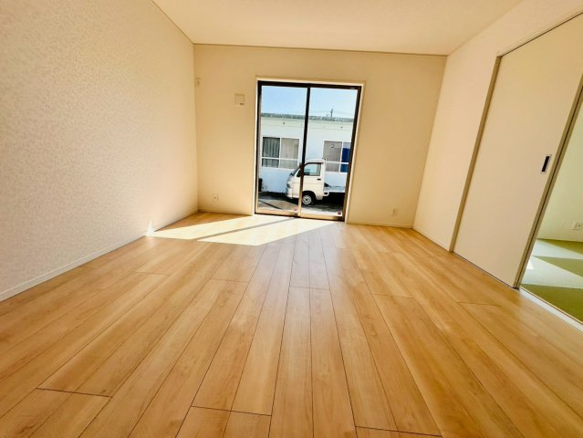 ♥♥宜野座村漢那第2-4号棟（全４棟）の洋室