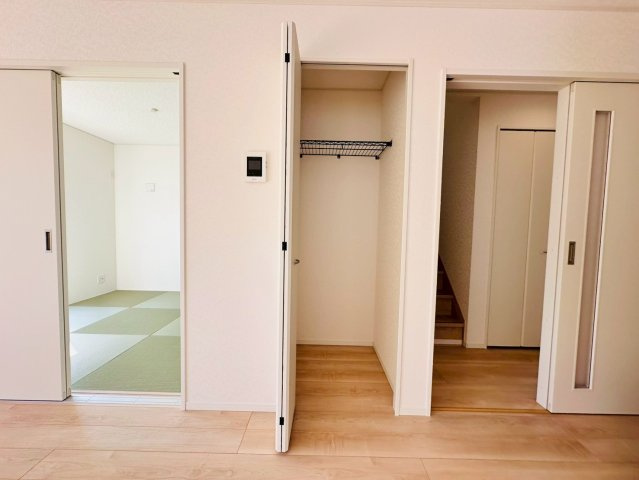 ♥♥宜野座村漢那第2-4号棟（全４棟）の収納