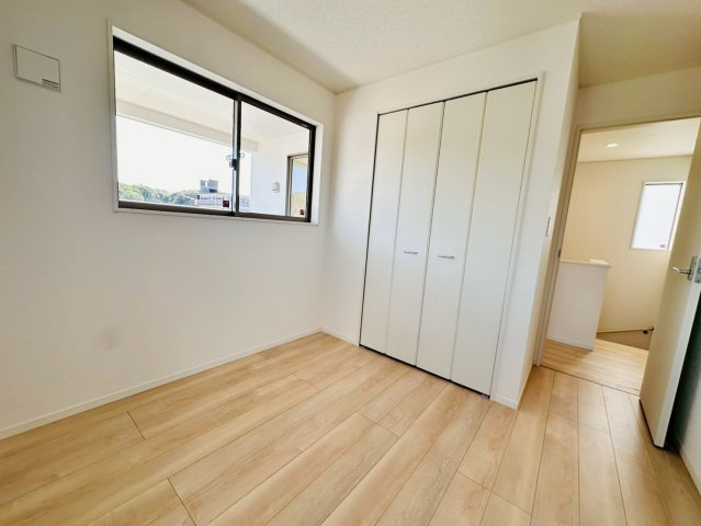 ♥♥宜野座村漢那第2-4号棟（全４棟）の洋室