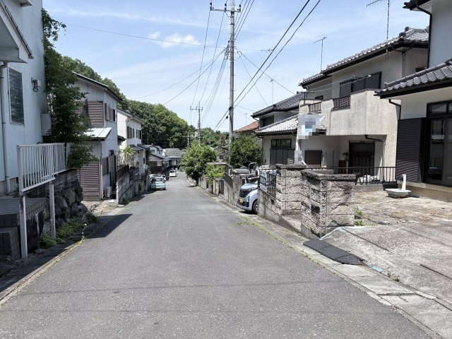 【前面道路含む現地写真】 | 寄居町富田1期　中古戸建