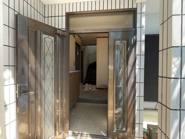 【玄関】 | 寄居町富田1期　中古戸建