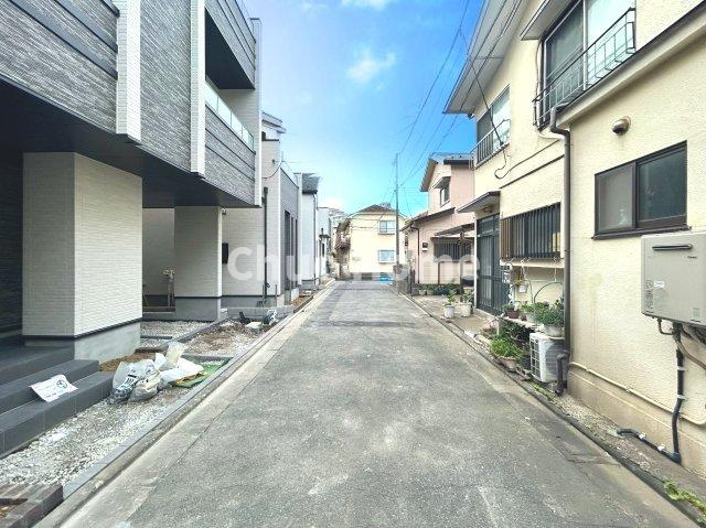 江戸川区南篠崎町1丁目新築分譲住宅の前面道路含む現地写真|全面道路