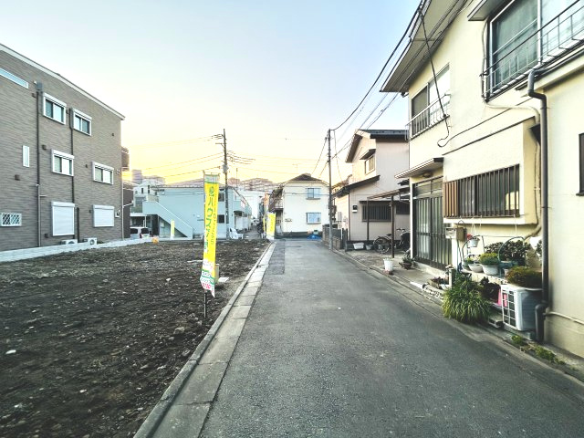 江戸川区南篠崎町1丁目新築分譲住宅の前面道路含む現地写真|全面道路