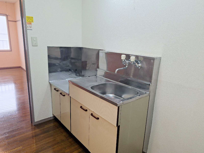 ホワイトコート前九年　Ｂのキッチン