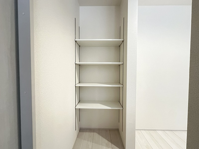 【収納】 | 清瀬市下宿2丁目　新築一戸建住宅　全19棟　(志木本店) | 使い勝手の良いキッチンスペースの可動棚収納