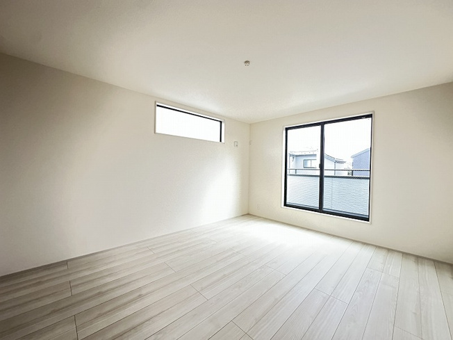 【洋室】 | 清瀬市下宿2丁目　新築一戸建住宅　全19棟　(志木本店) | 開放感ある11.5帖洋室