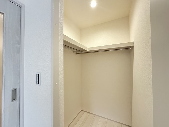 【収納】 | 清瀬市下宿2丁目　新築一戸建住宅　全19棟　(志木本店) | LDK横の便利なWIC付