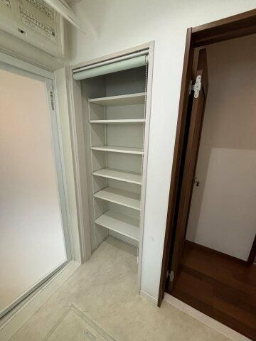 岡村戸建の収納