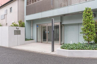 【エントランス】 | イクシア高津