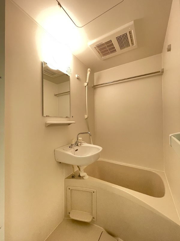 アール阿佐ヶ谷の浴室