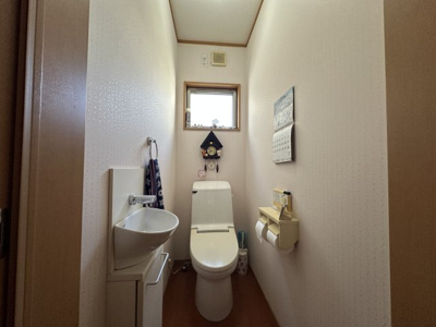 【トイレ】 | 宮崎市佐土原町 1,800万円 | 1Fトイレ