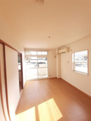 【内装】 | シャロル内原