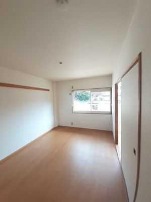 【内装】 | シャロル内原