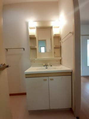 【洗面所】 | シャロル内原