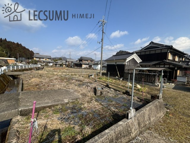 姫路市夢前町戸倉/売土地の前面道路含む現地写真