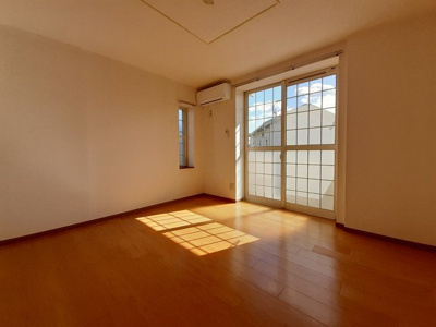 【居間・リビング】 | シャン・ド・フルール | 使いやすいリビングです