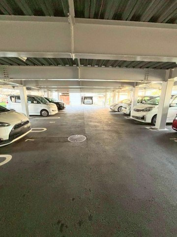 ユニハイム魚崎Ⅲ号棟の駐車場|駐車場