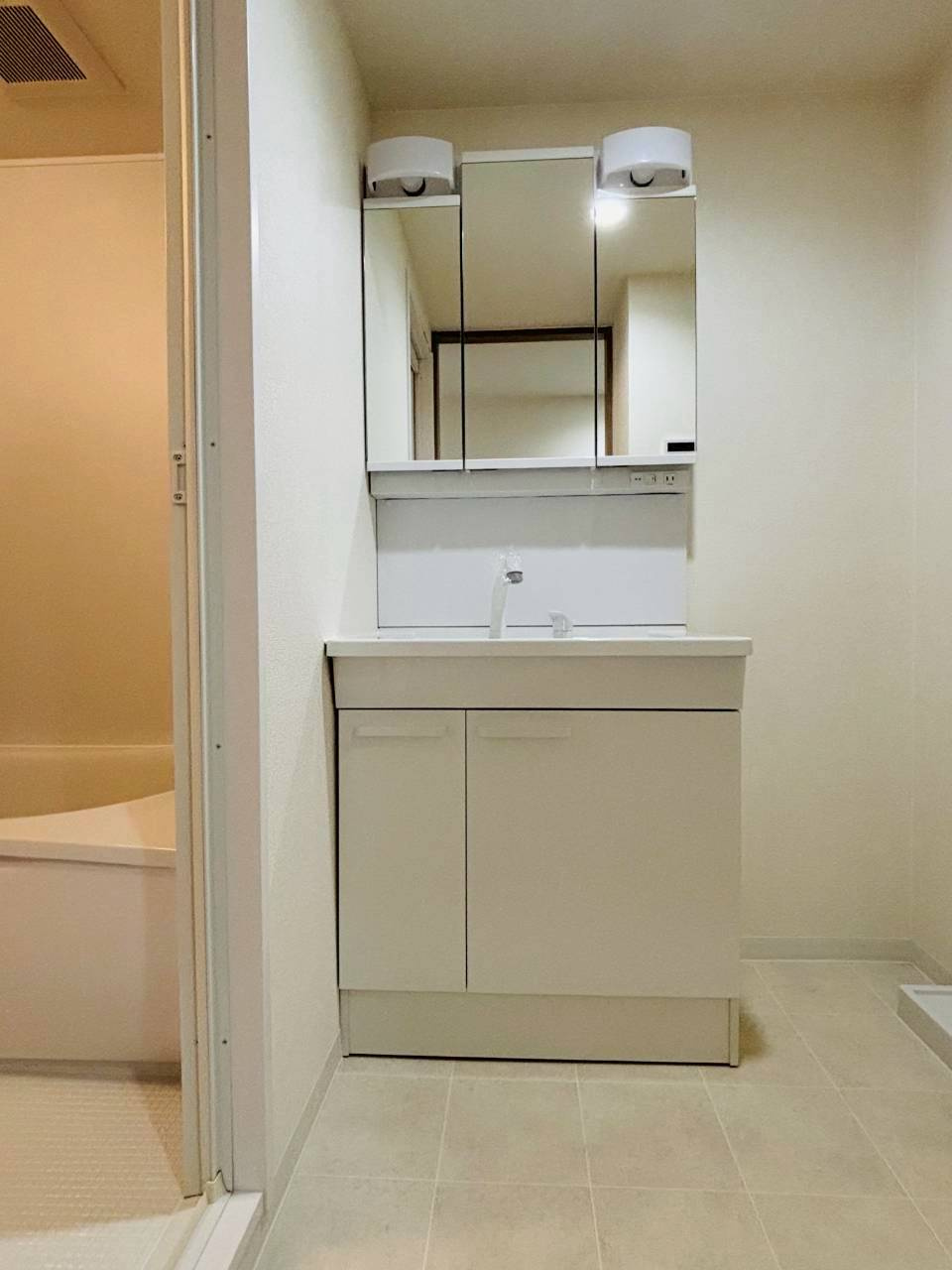 ユニハイム魚崎Ⅲ号棟の独立洗面台|独立洗面台