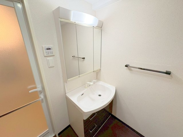 ジョイプレミオの洗面所|忙しい朝には欠かせない洗面所です
