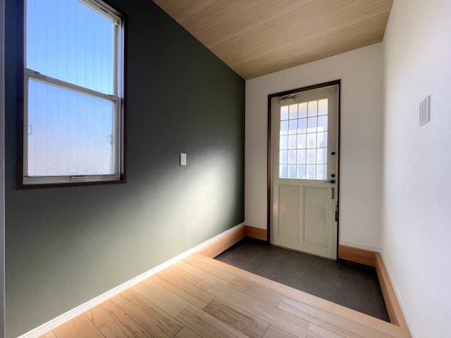 【玄関】 | 佐賀県鳥栖市酒井西町一戸建て