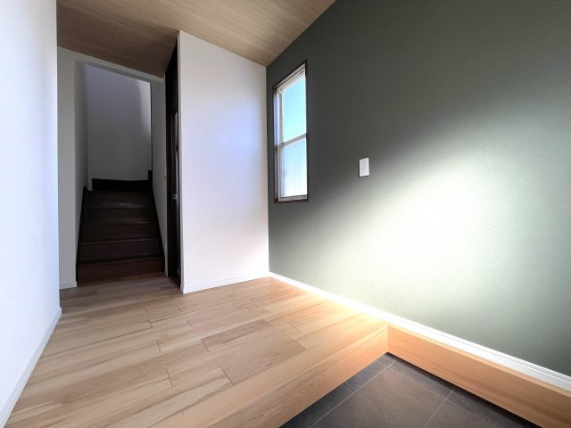 【玄関】 | 佐賀県鳥栖市酒井西町一戸建て