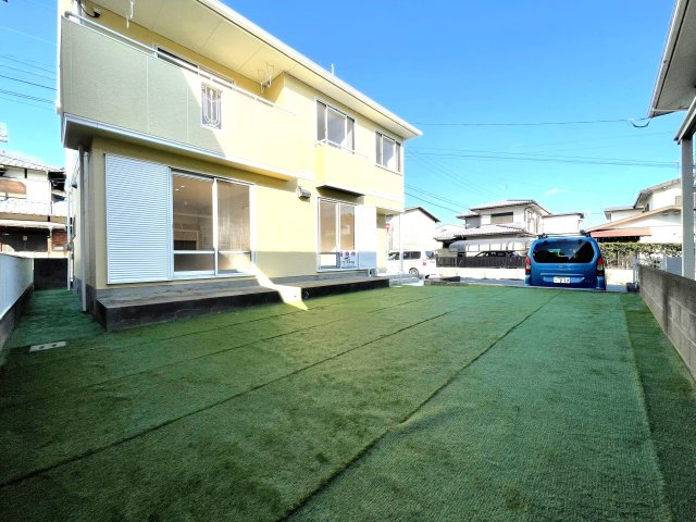 佐賀県鳥栖市酒井西町一戸建ての庭