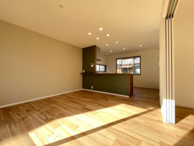 【居間・リビング】 | 佐賀県鳥栖市酒井西町一戸建て